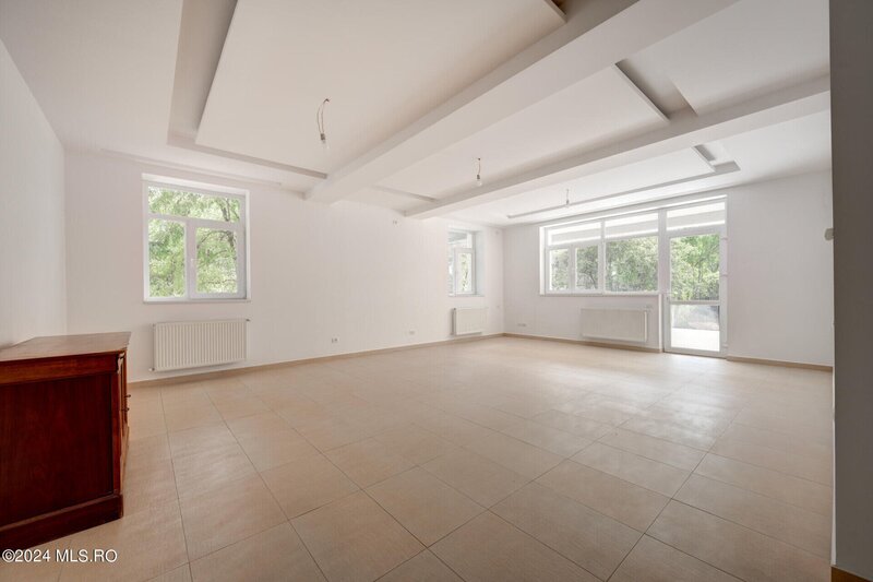 Snagov Casa  6 camere  Zona Astoria  Exact langa padure | Nou renovata